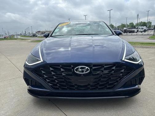 2022 Hyundai SONATA Limited
