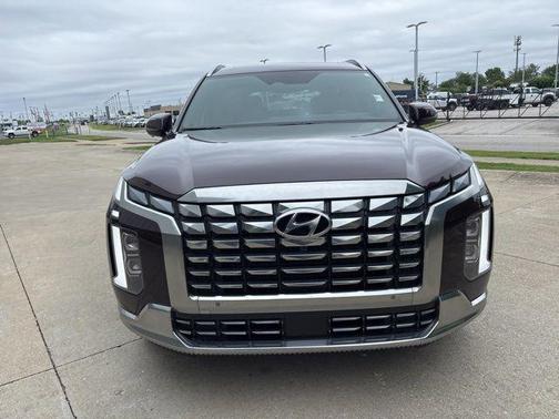 Sierra Burgundy 2024 Hyundai PALISADE Calligraphy