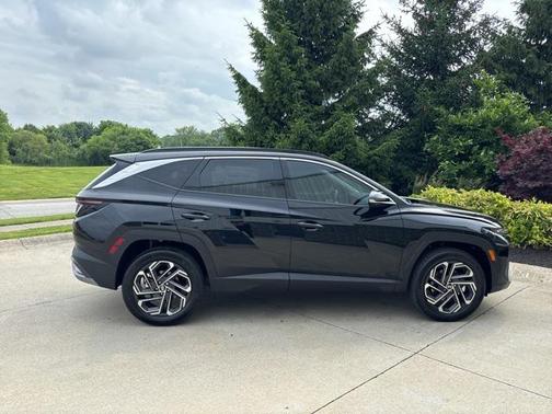 2025 Hyundai TUCSON Hybrid Limited