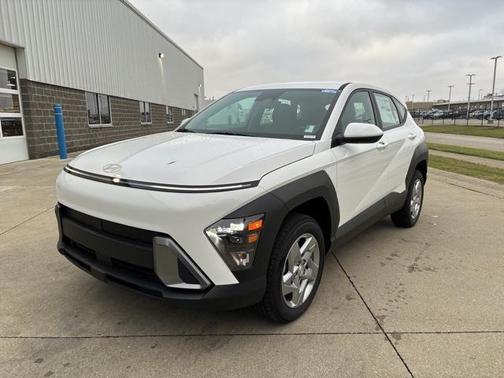 2025 Hyundai KONA SE
