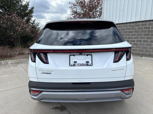 2025 Hyundai TUCSON Hybrid Limited