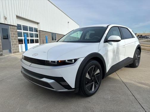 2025 Hyundai IONIQ 5 SE