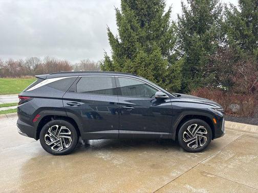 Deep Sea 2026 Hyundai TUCSON Hybrid Limited