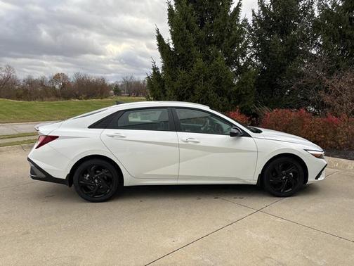 2026 Hyundai ELANTRA Sport