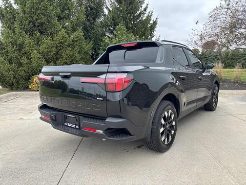 2025 Hyundai SANTA CRUZ SEL Activity