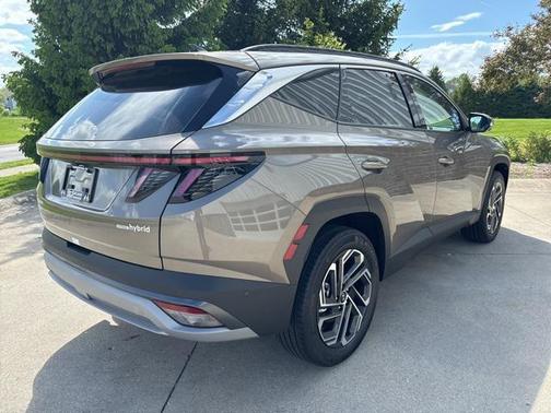 2025 Hyundai TUCSON Hybrid Limited