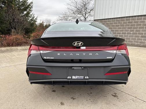 2025 Hyundai ELANTRA Sport