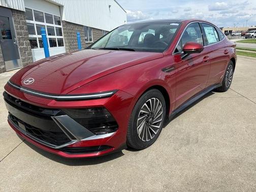 2025 Hyundai SONATA Hybrid Limited