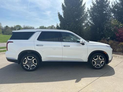 2025 Hyundai PALISADE SEL Premium