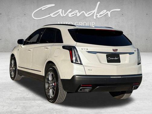 2025 Cadillac XT5 Sport