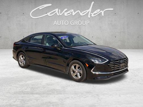 2022 Hyundai SONATA SE