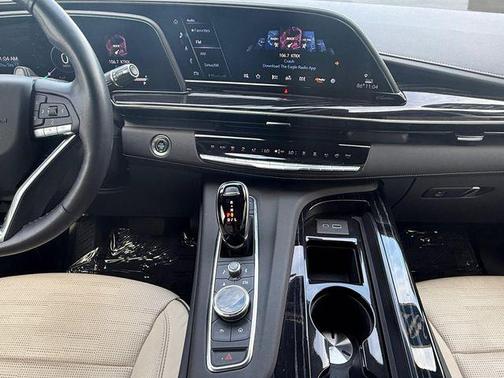 Crystal White Tricoat 2021 Cadillac Escalade ESV Sport