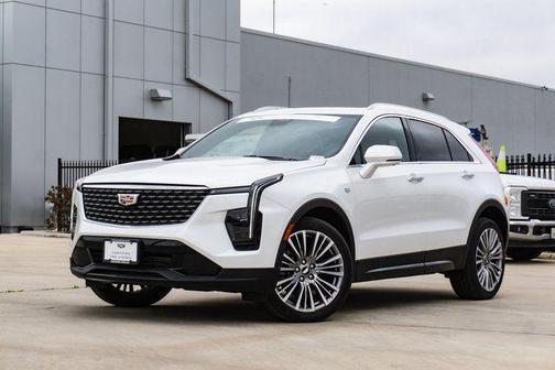 2025 Cadillac XT4 Premium Luxury
