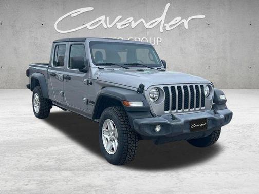 Billet Silver Metallic Clearcoat 2020 Jeep Gladiator Sport S