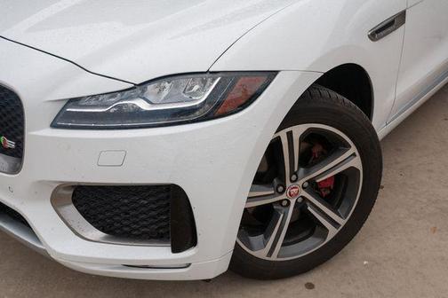 2018 Jaguar F-PACE S