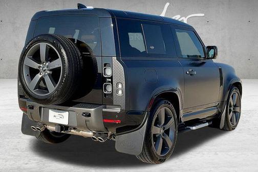 2024 Land Rover Defender 90 P525 Carpathian Edition