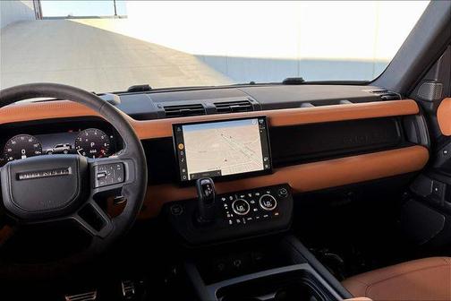 2024 Land Rover Defender 90 P525 Carpathian Edition