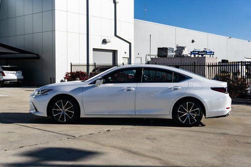 2024 Lexus ES 350 Base