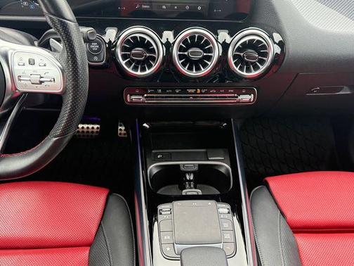 White 2023 Mercedes-Benz GLA 250 Base