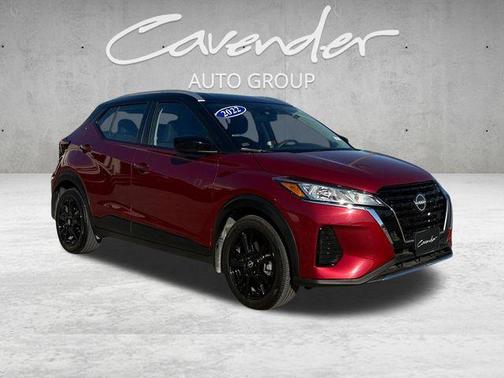 Scarlet Ember Tintcoat 2022 Nissan Kicks SV