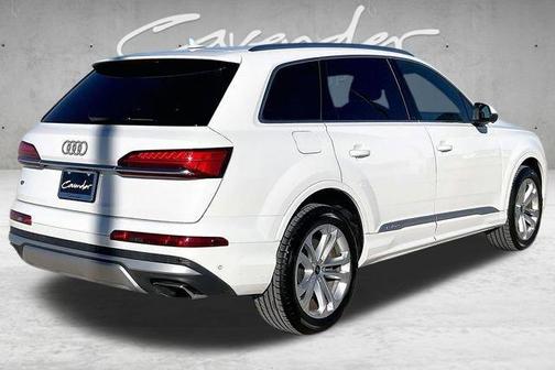 2025 Audi Q7 55 Premium Plus