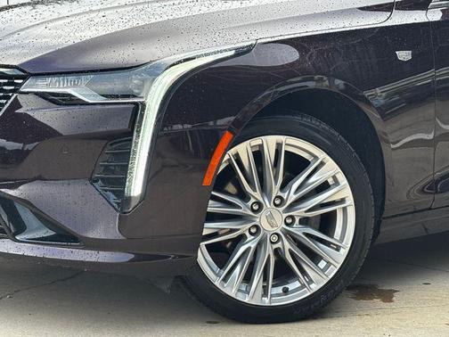 2022 Cadillac CT4 Premium Luxury