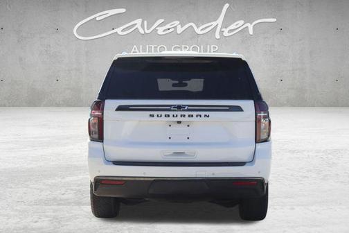 2022 Chevrolet Suburban 4WD Z71
