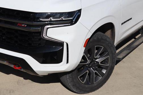 2022 Chevrolet Suburban 4WD Z71