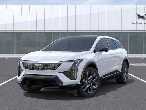 Vibrant White Tricoat 2026 Cadillac OPTIQ Luxury