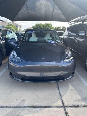 2022 Tesla Model Y Long Range Dual Motor All-Wheel Drive
