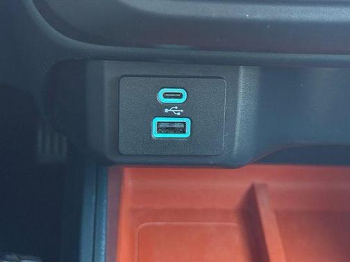 Iconic Silver Metallic 2024 Ford Maverick XLT