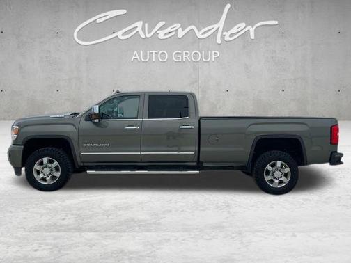 Mineral Metallic 2017 GMC Sierra 3500 Denali