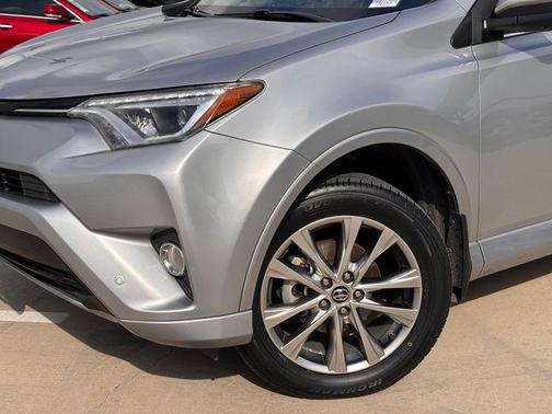 2018 Toyota RAV4 SE