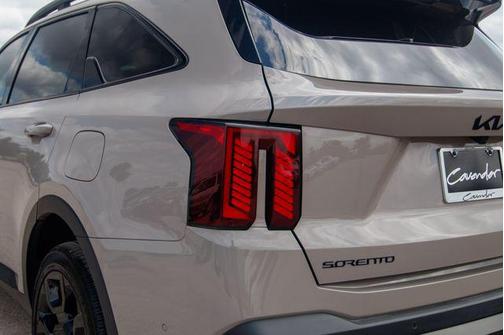 2025 Kia Sorento SX