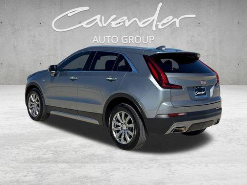 Argent Silver Metallic 2023 Cadillac XT4 Premium Luxury