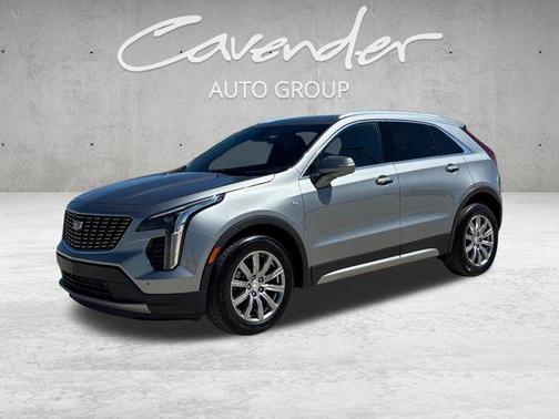 Argent Silver Metallic 2023 Cadillac XT4 Premium Luxury