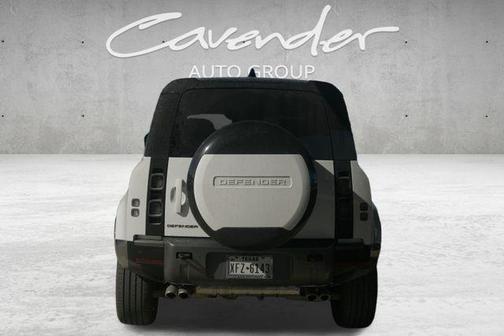 2025 Land Rover Defender 110 V8