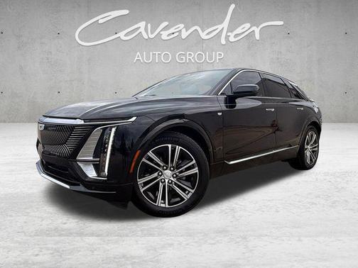 Stellar Black Metallic 2024 Cadillac LYRIQ Luxury