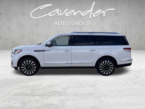 2023 Lincoln Navigator Black Label