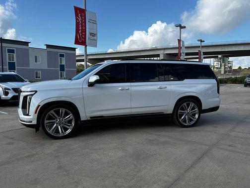 2025 Cadillac Escalade ESV Sport Platinum
