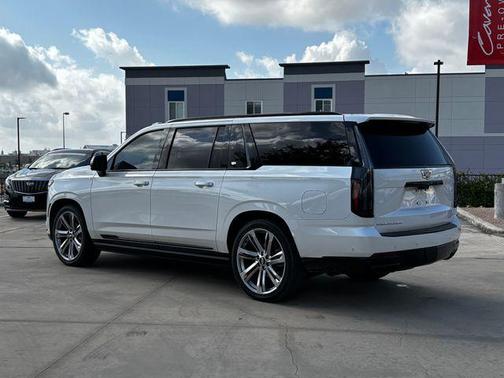 2025 Cadillac Escalade ESV Sport Platinum