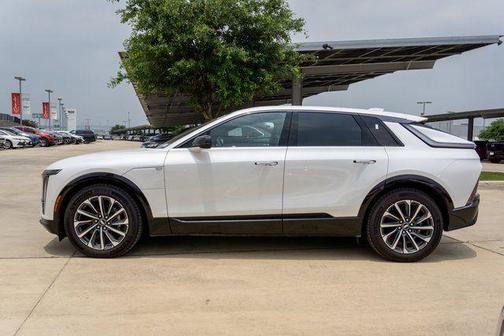 2024 Cadillac LYRIQ Sport w/1SJ