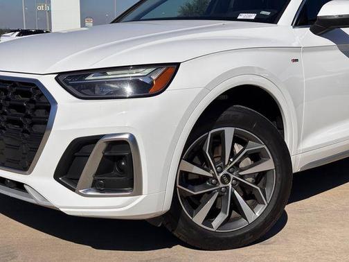 2024 Audi Q5 45 S line Premium Plus
