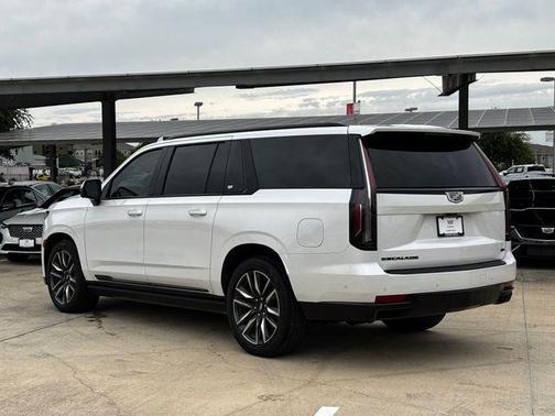 2021 Cadillac Escalade ESV Sport