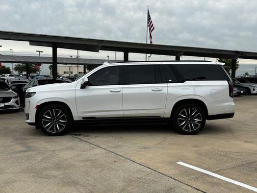 2021 Cadillac Escalade ESV Sport