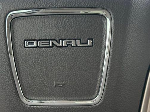 Onyx Black 2020 GMC Yukon Denali