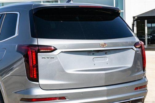 2023 Cadillac XT6 Premium Luxury FWD