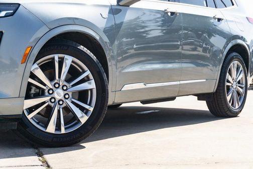 2023 Cadillac XT6 Premium Luxury FWD