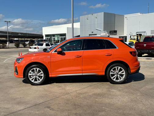 2024 Audi Q3 Premium 45 TFSI S line quattro Tiptronic