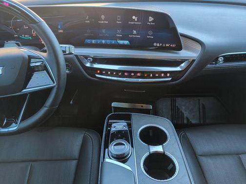 2023 Cadillac LYRIQ Luxury